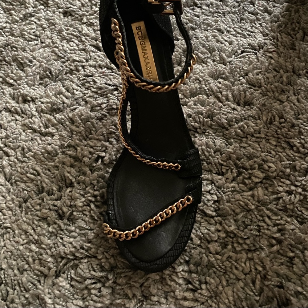 Black high heels for a night out with your girls